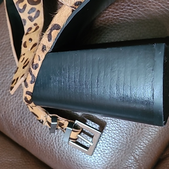 Leopard Print shoes - Picture 3 of 7